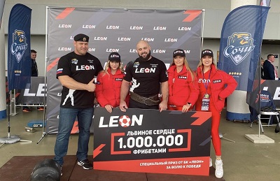 БК LEON подарил 1 000 000 фрибетов рекордсмену мира