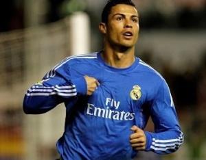 Альмерия проиграла все матчи на поле Реала после реорганизации с общим счетом 4:18;

Роналду