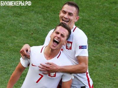 Польша – Румыния. Прогнозы на матч ЧМ от эксперта Footballtips: ставка на победу Польши, общий тотал больше 2,5